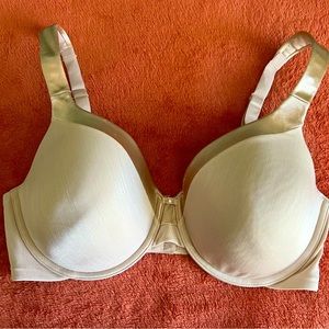 Vanity Fair Nude Satin Bra